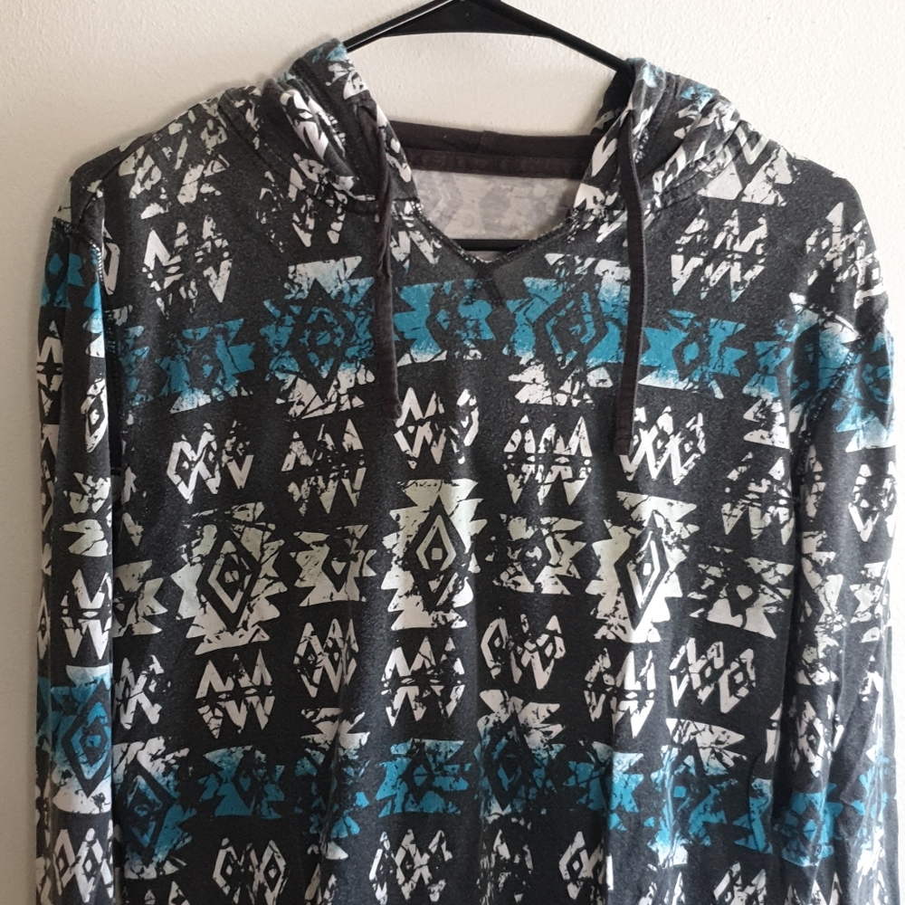 Trendy/Light Patterned V-Neck Hoodie